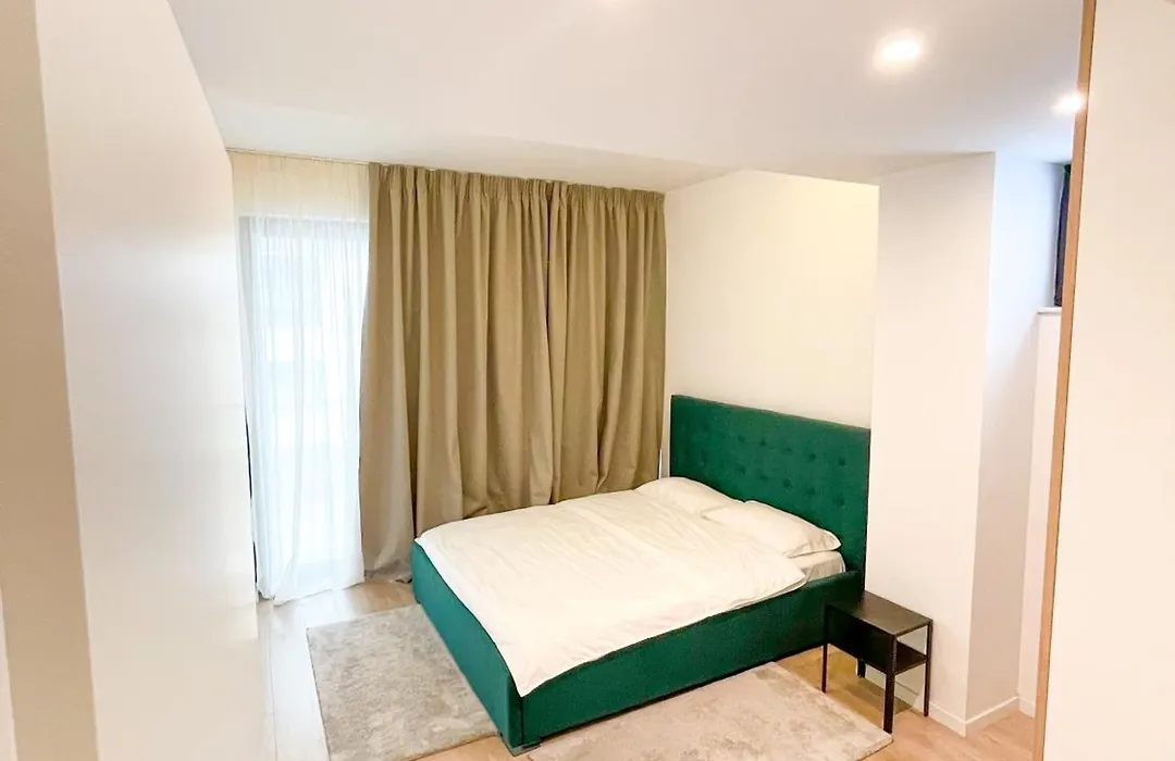 Warm Hotel Apartment-1