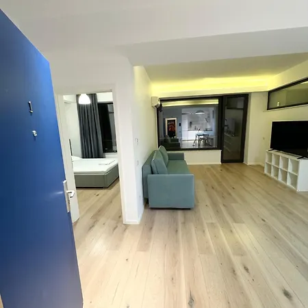 Warm Hotel Apartment-2